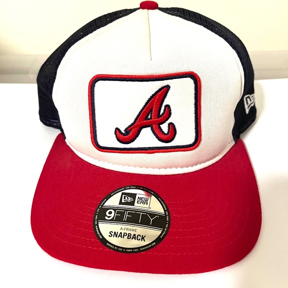 Atlanta Braves Men's Cap - A-Frame Snap Back - One Size Fits Most - Picture 1 of 4